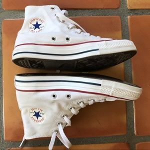 White Converse Chuck Taylor All Star Hi-Tops